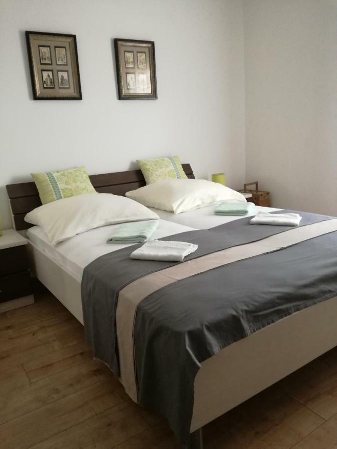 Apartment Juric Трогир Экстерьер фото
