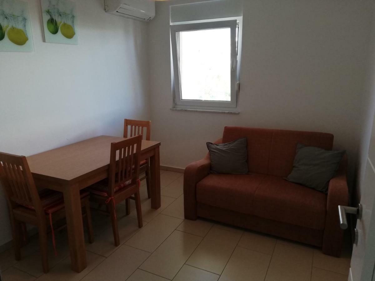Apartment Juric Трогир Экстерьер фото